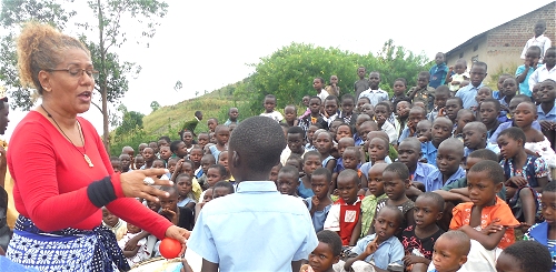 Lisa sharing the Word with the children in Nyangrongo