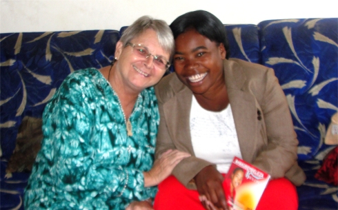 Jenny Tryhane UCT Founder and ABCD trustee with Suma one of the Women's Empowerment Graduates