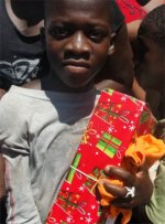 Make Jesus Smile shoebox distribution to Cannan tent city