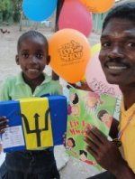 Make Jesus Smile shoebox distribution Haiti 2009