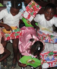 Torbeck Wesleyan church children receive their Make Jesus Smile shoeboxes