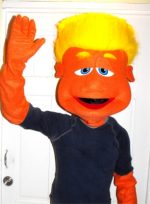 Seen here Max the main character!