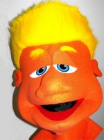 Seen here Max the main character!
