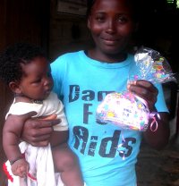 Underwear distribution in Suriname