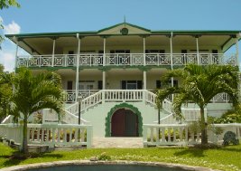 Hurricane resistant villa