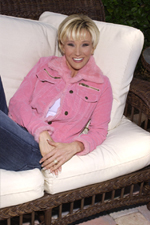 Dr Paula White